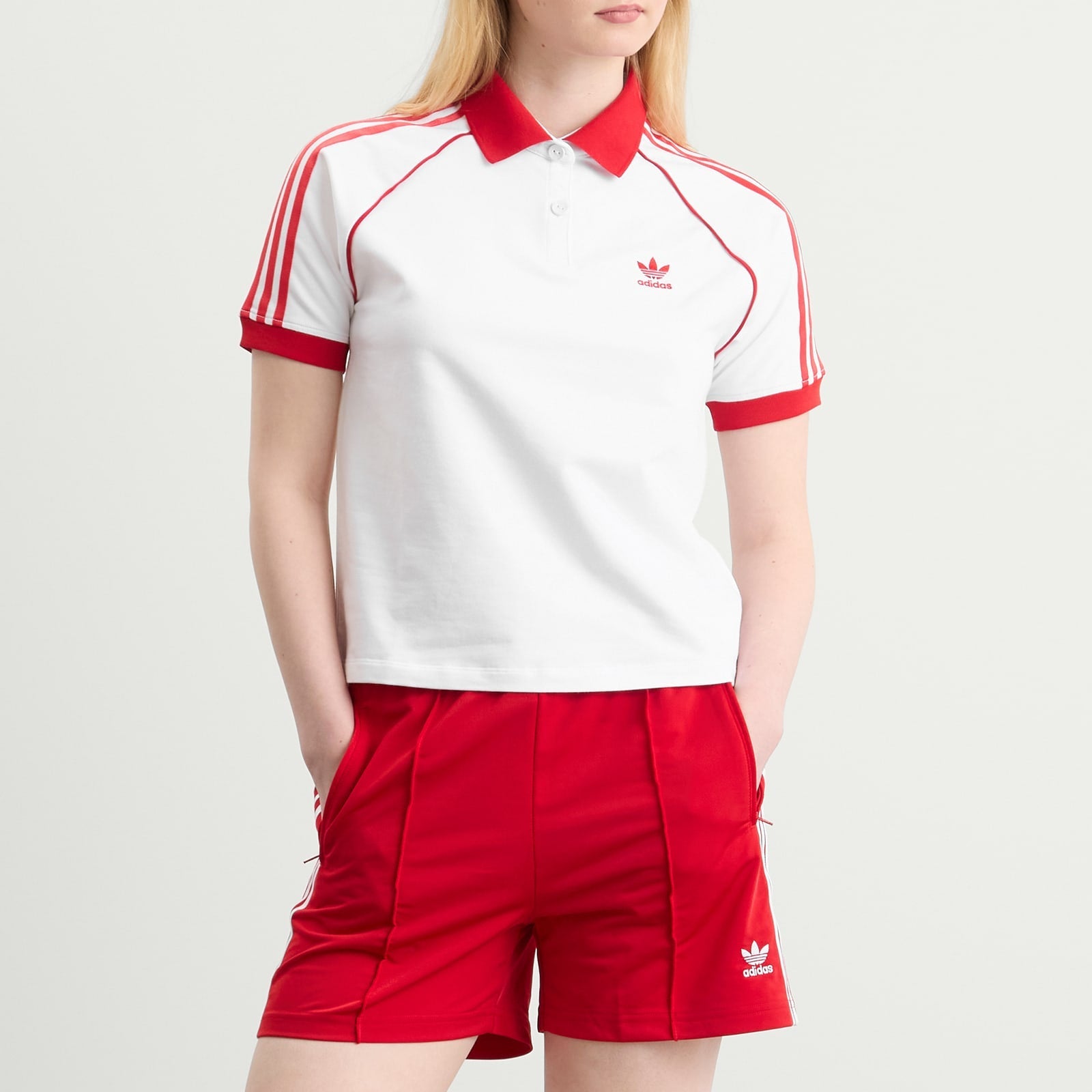 Adidas polo logo
