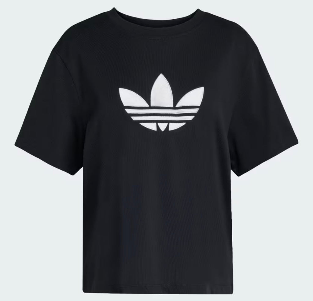 Adidas t-shirt logo