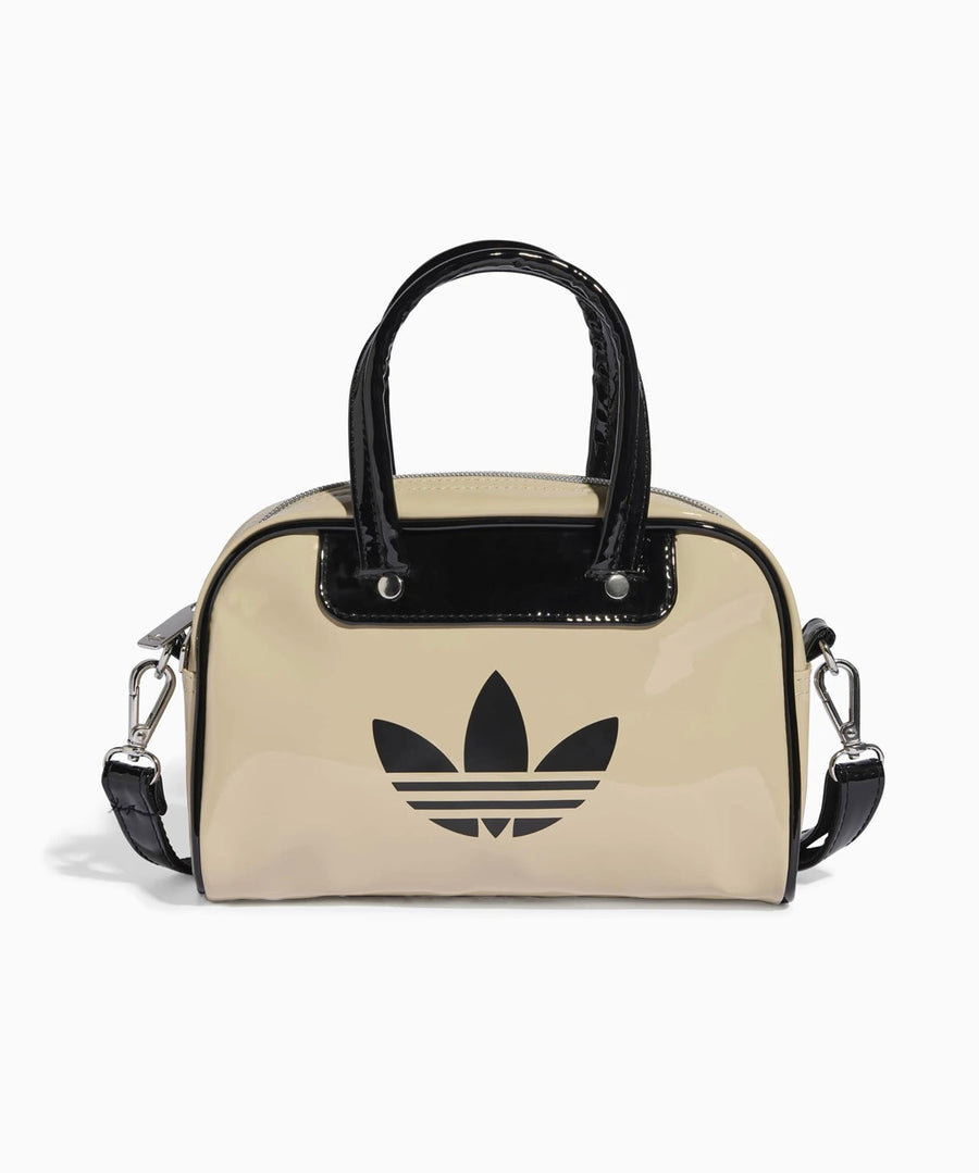 adidas bag logo