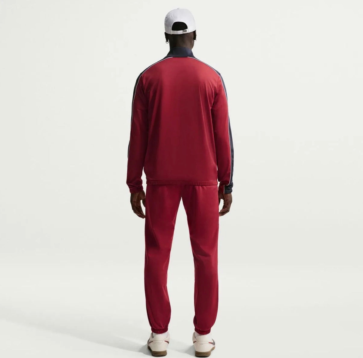 nike tuta completa