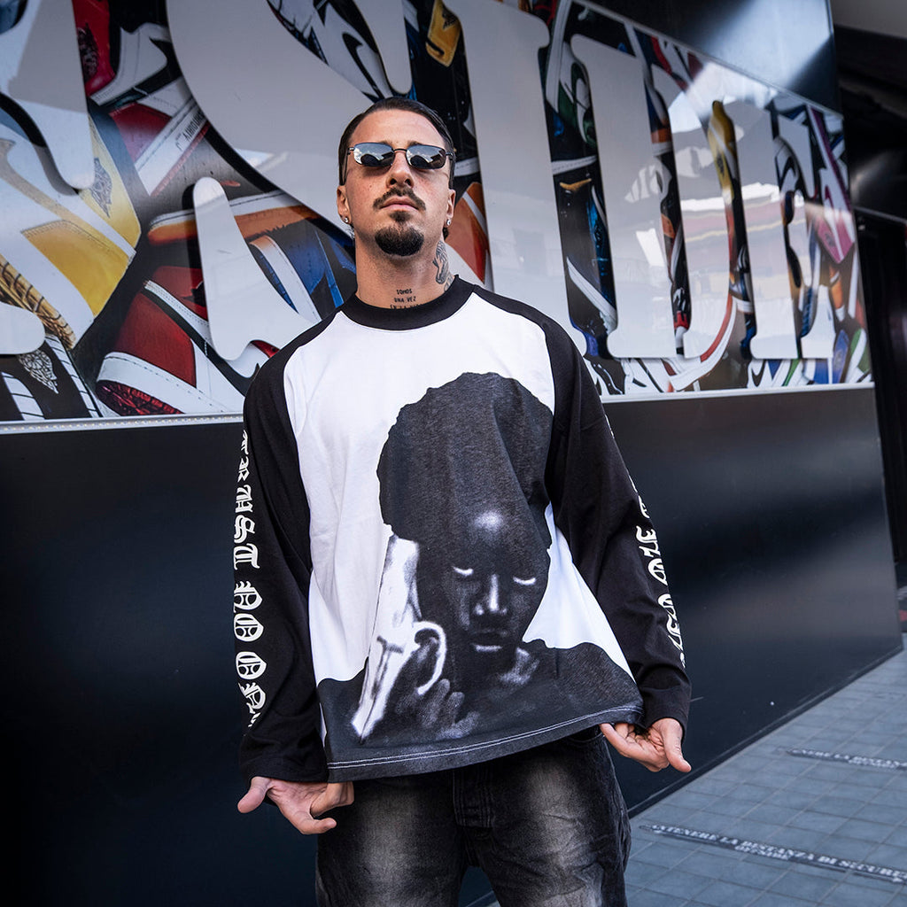 trust no one t-shirt longsleev raglan ol